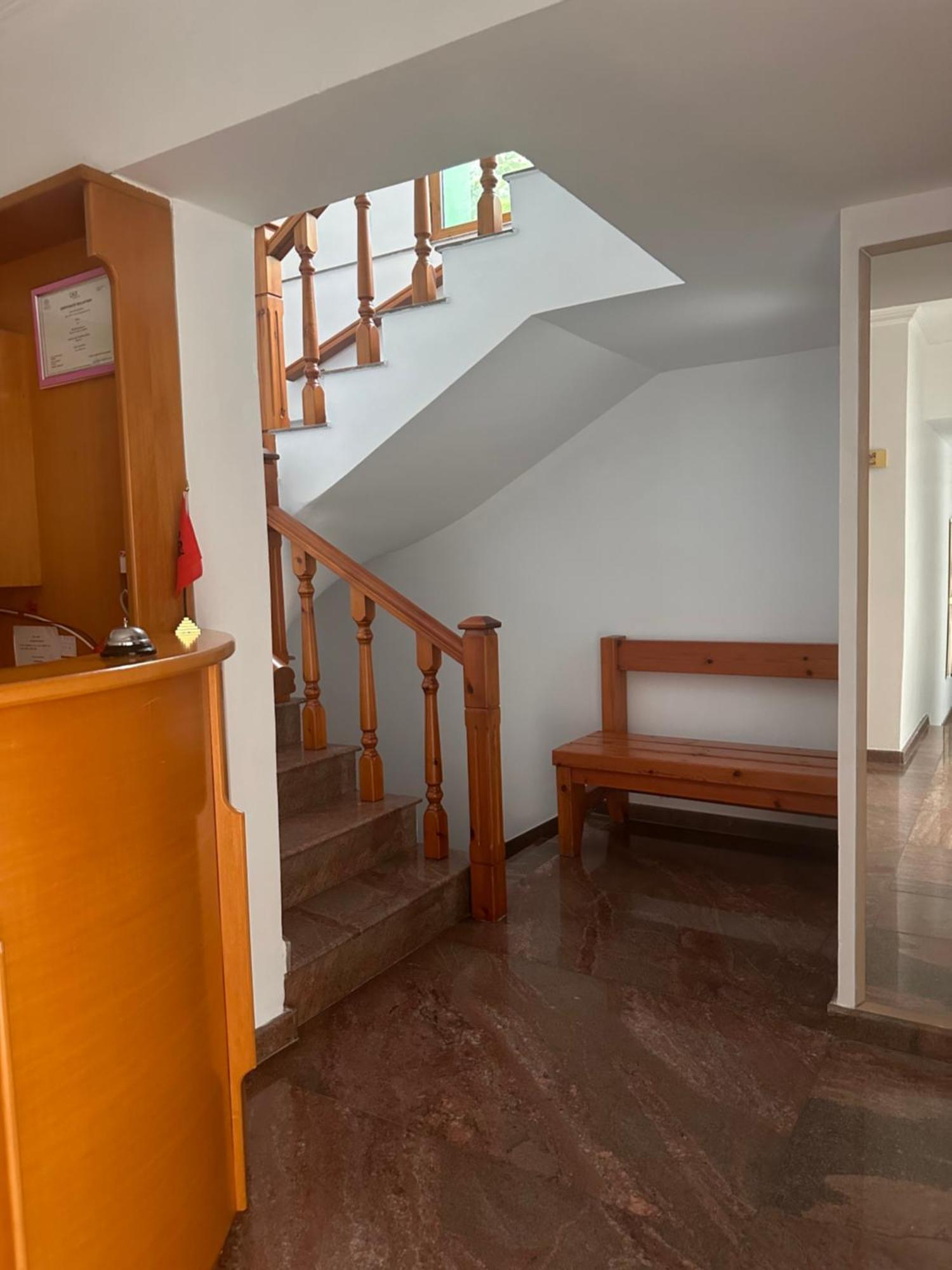 Riviera Hotel-City Center Vlora Kültér fotó