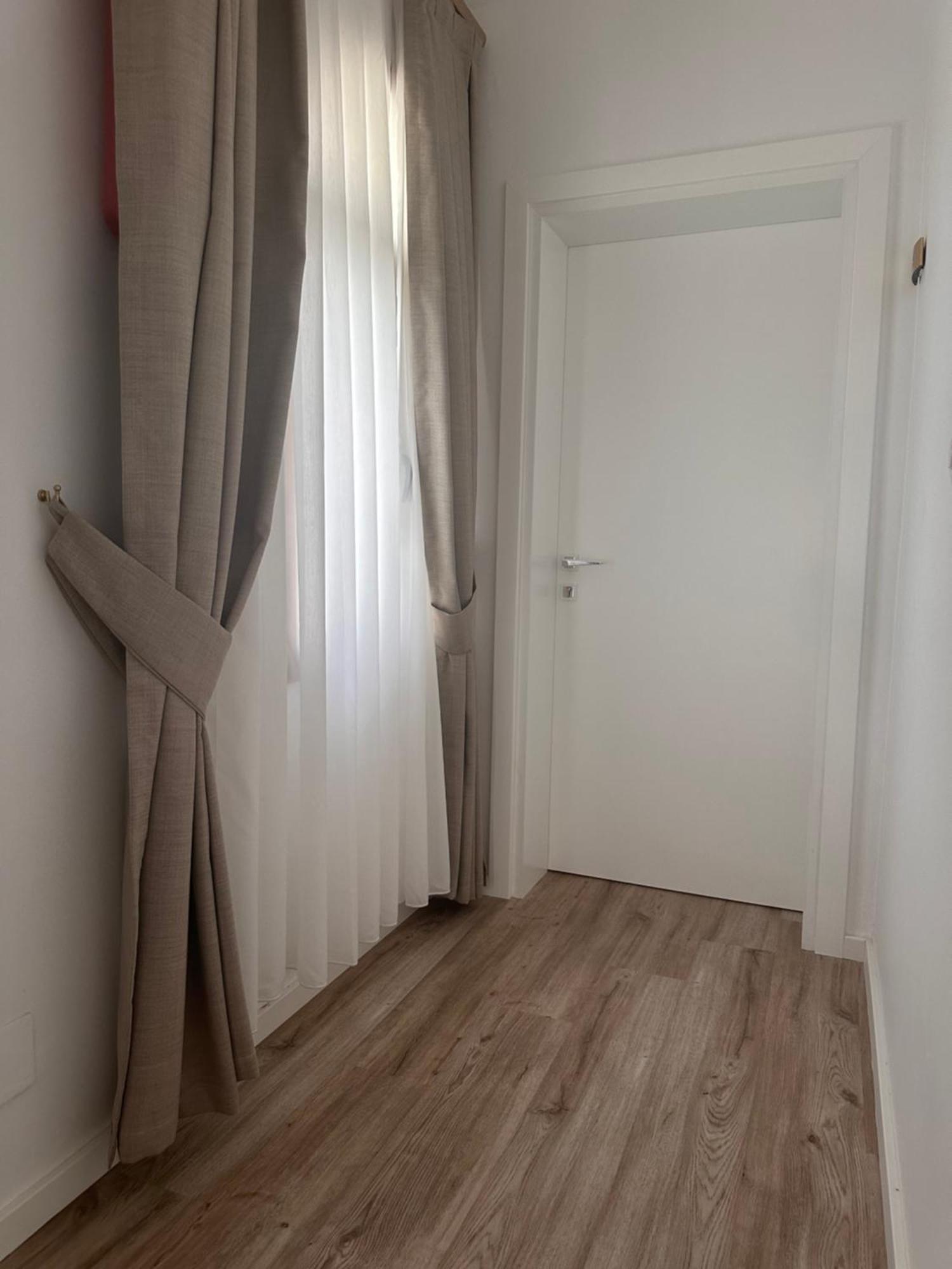 Riviera Hotel-City Center Vlora Kültér fotó
